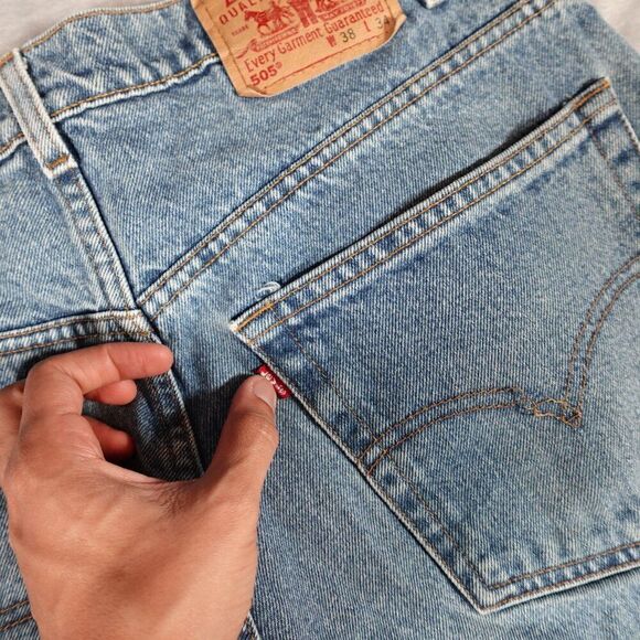 Vintage Levis 505 Regular Fit Straight Leg Denim Jeans Mens 38x34 (Fits 36x34) - Picture 6 of 14